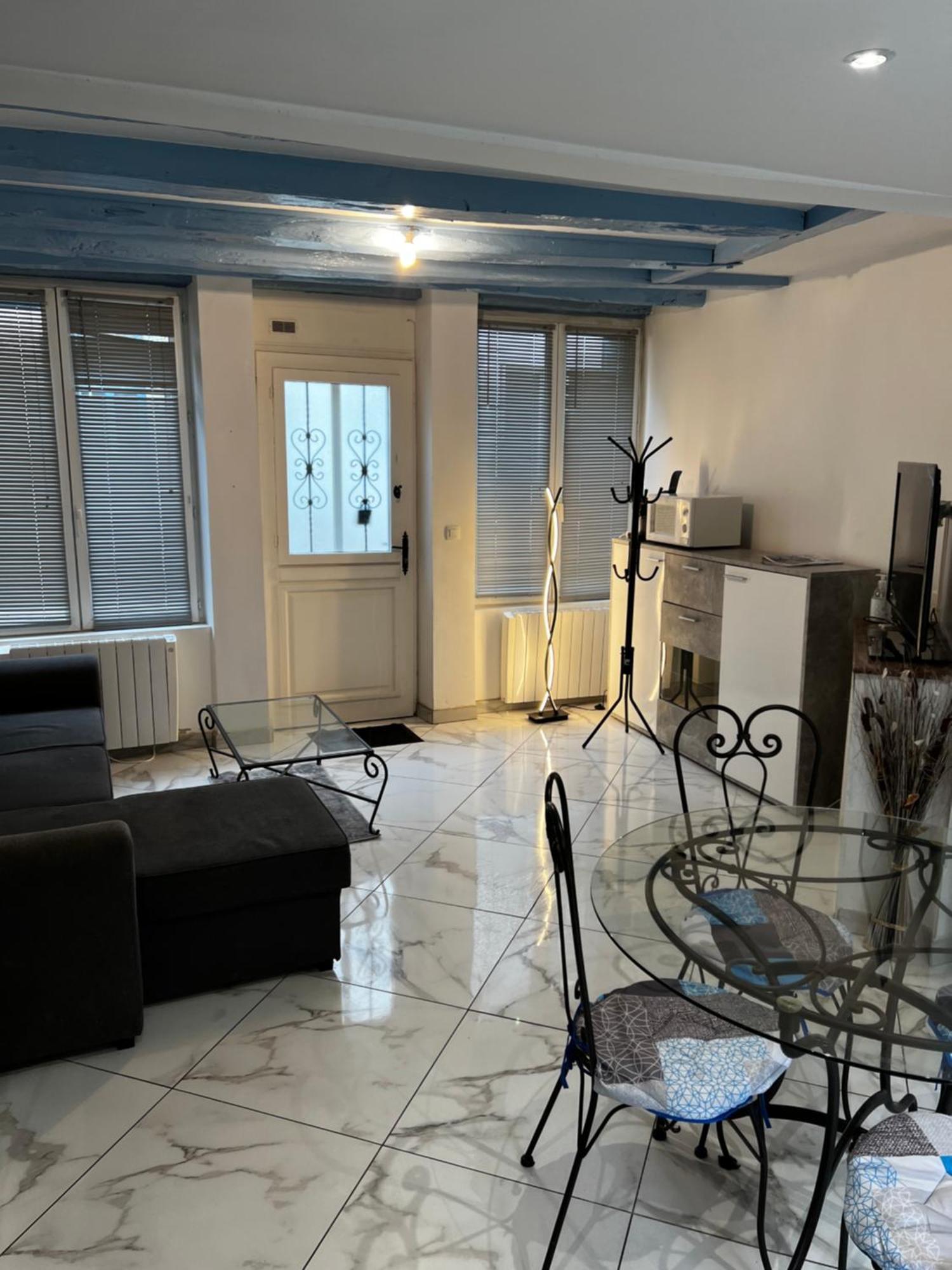 Maison De Avec Terrasse * Bourges